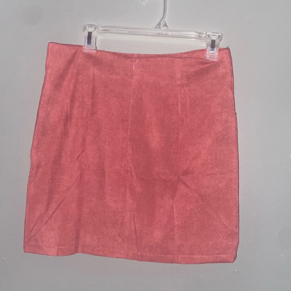 Pink skirt - Picture 3 of 6